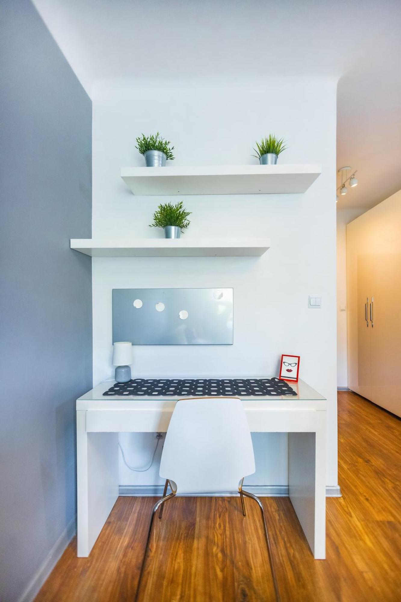 Cozy Studio Next To The Metro And City Center Warsawa Bagian luar foto